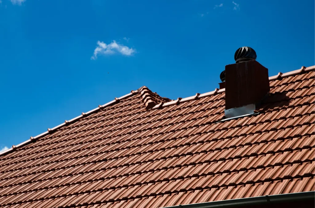New roof on a modern home, professionally maintained to extend roof life and prevent early wear.